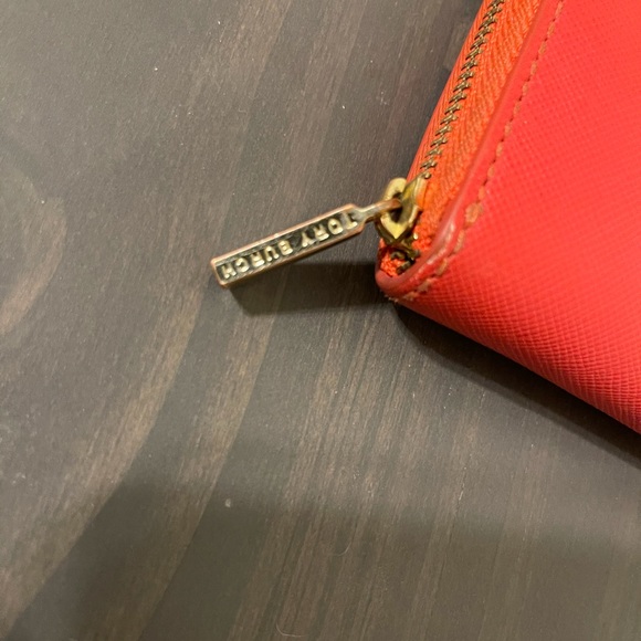 Tory Burch Card Holder Wallet - Picture 6 of 7